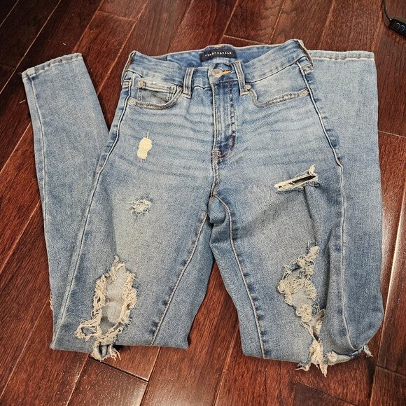 Aeropostale Jeans, Distressed, Size 00 - Picture 3 of 8